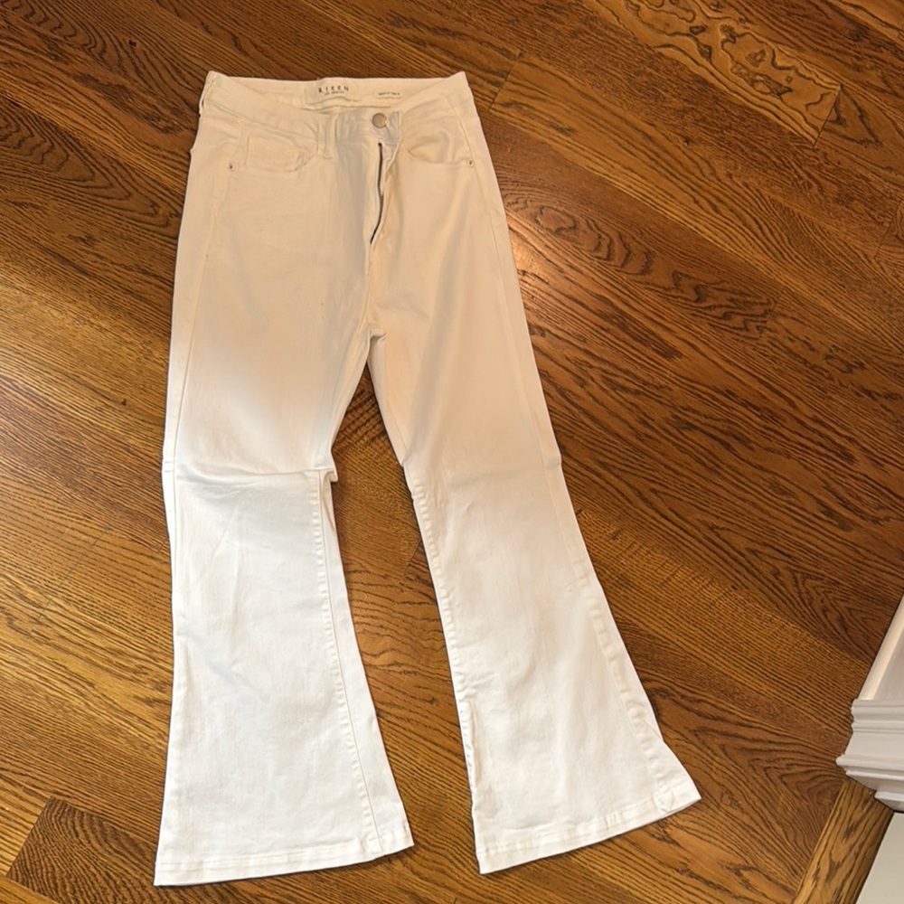 Risen For All Mankind-White Flare Wide Leg Jeans